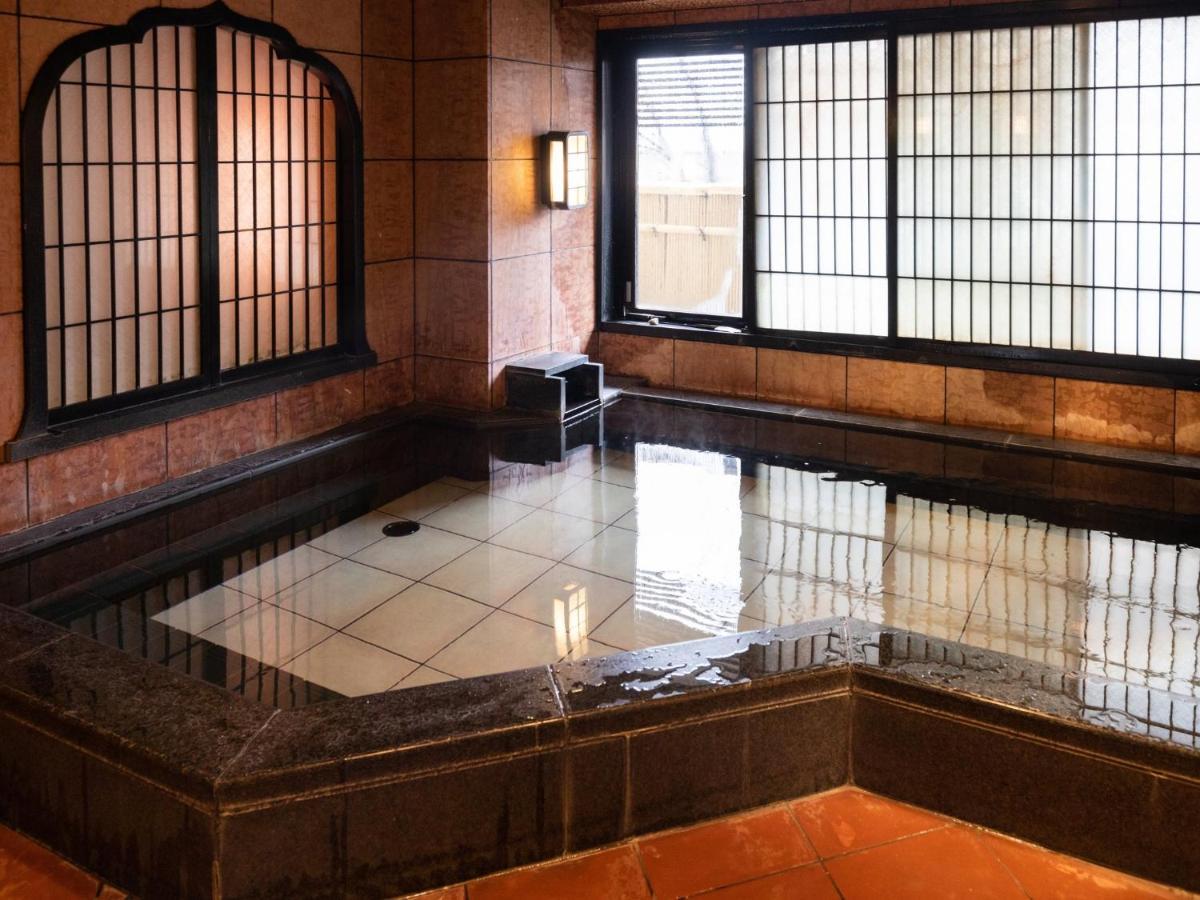 Hotel Castle Inn Suzuka Buitenkant foto
